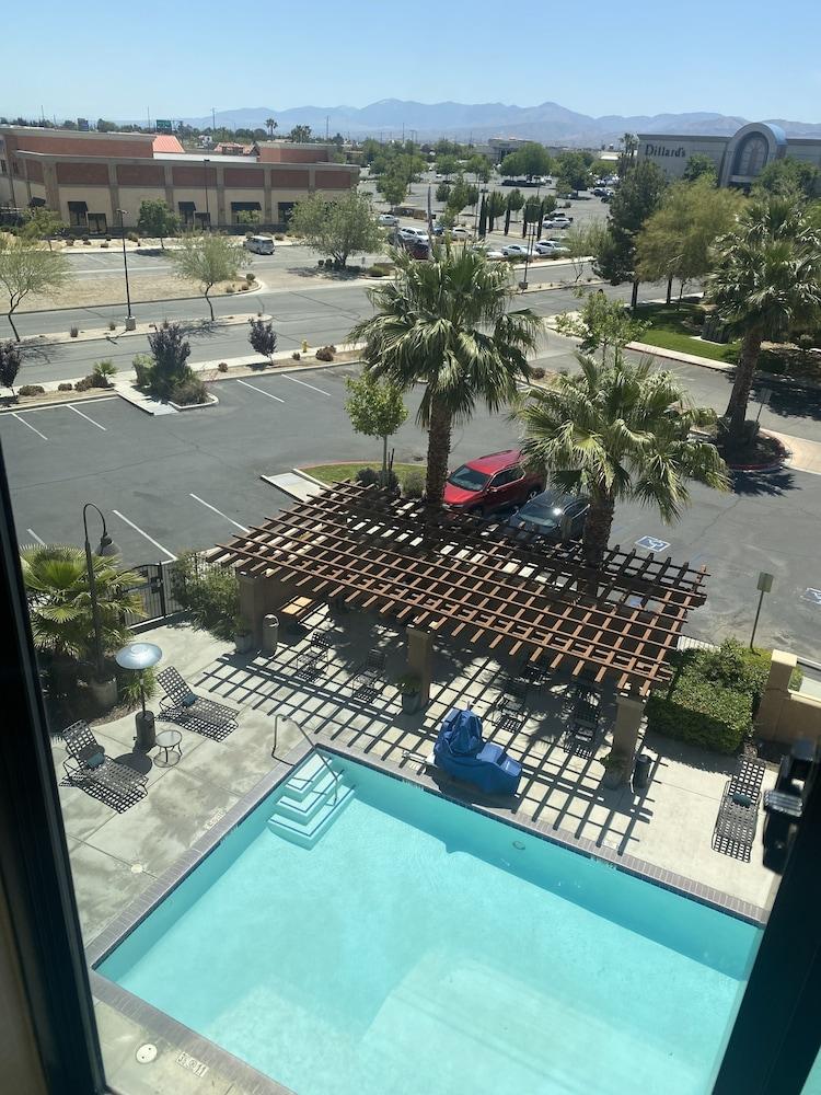 Hilton Garden Palmdale